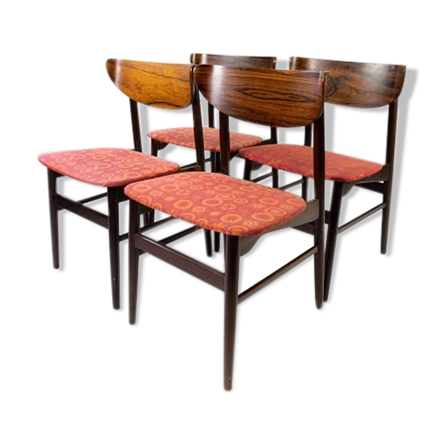 Set of four dining room chairs in rosewood and upholstered with red fabric, of danish design, 1960s