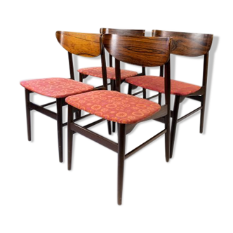 Ensemble de quatre chaises de salle à manger en palissandre et rembourré de tissu rouge, de design danois, années 1960