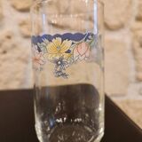 Set of 9 vintage Arcopal Florine glasses – pastel and floral