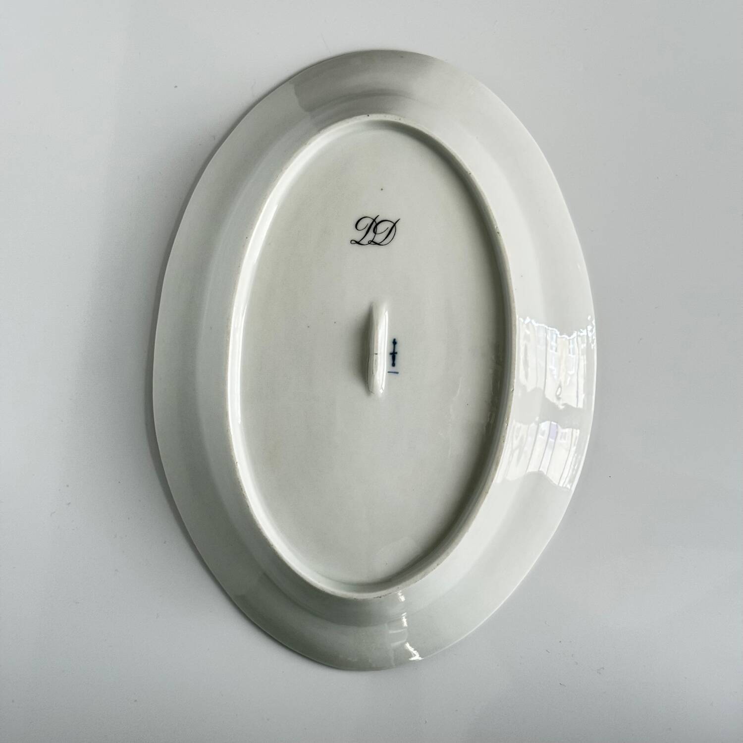 KPM Berlin porcelain sauce boat with tray | Early 19th century