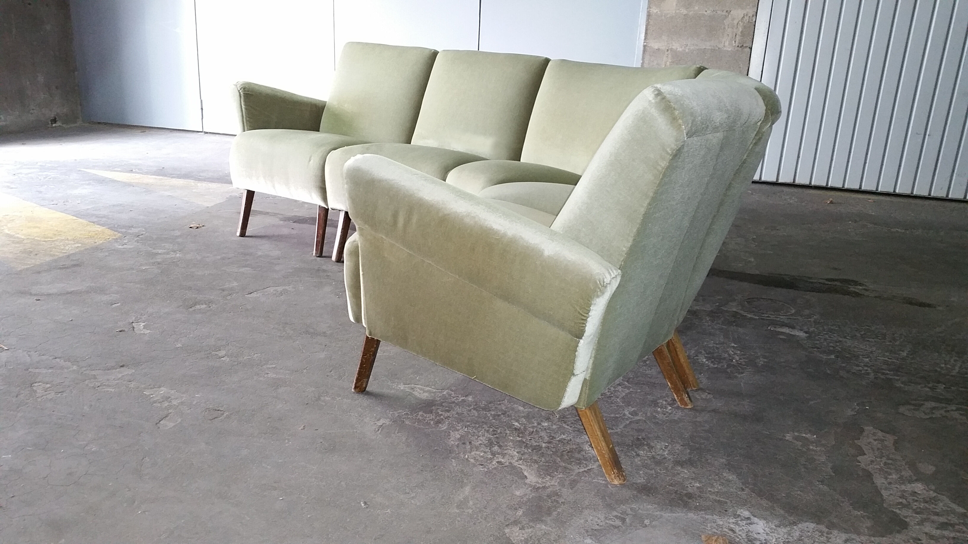 Club 50 60 year already restored Chair green water