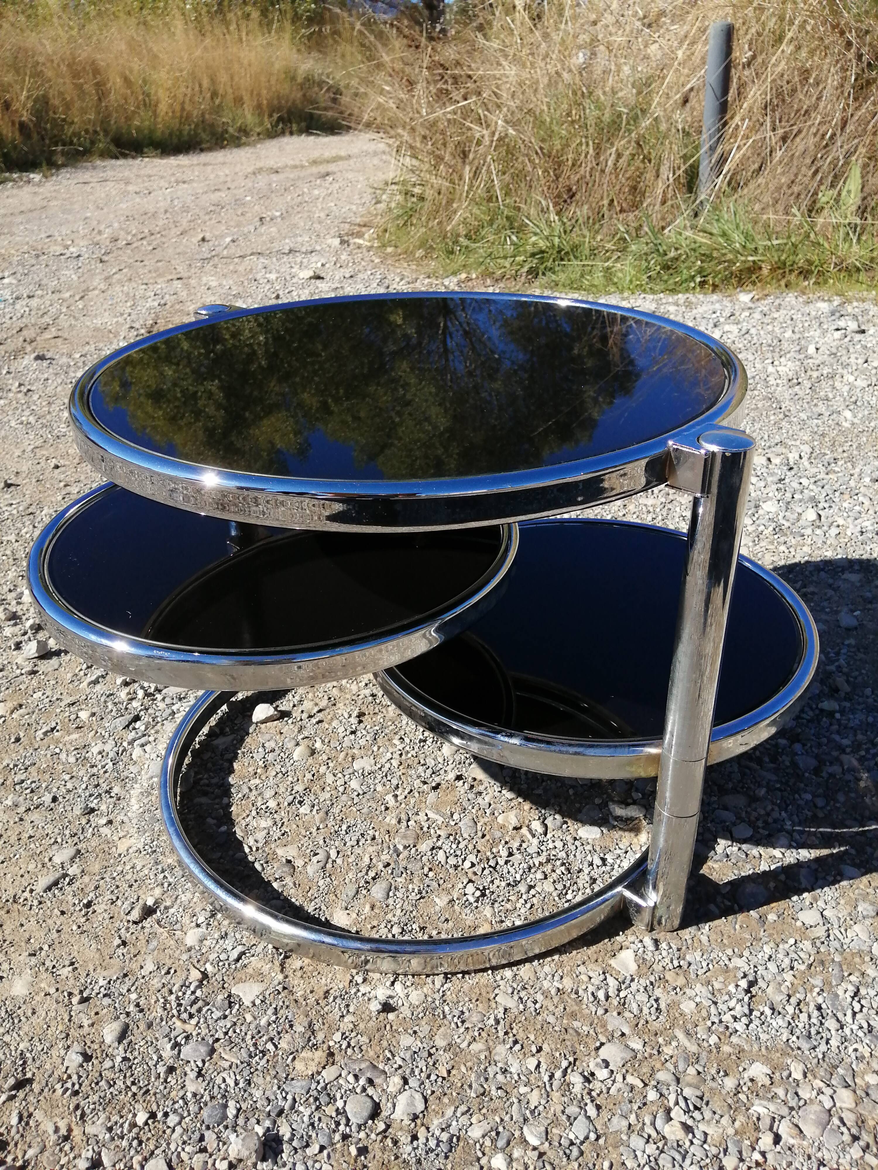 Vintage coffee table with 3 swivel trays - 80s