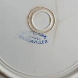 Six mismatched plates iron earth