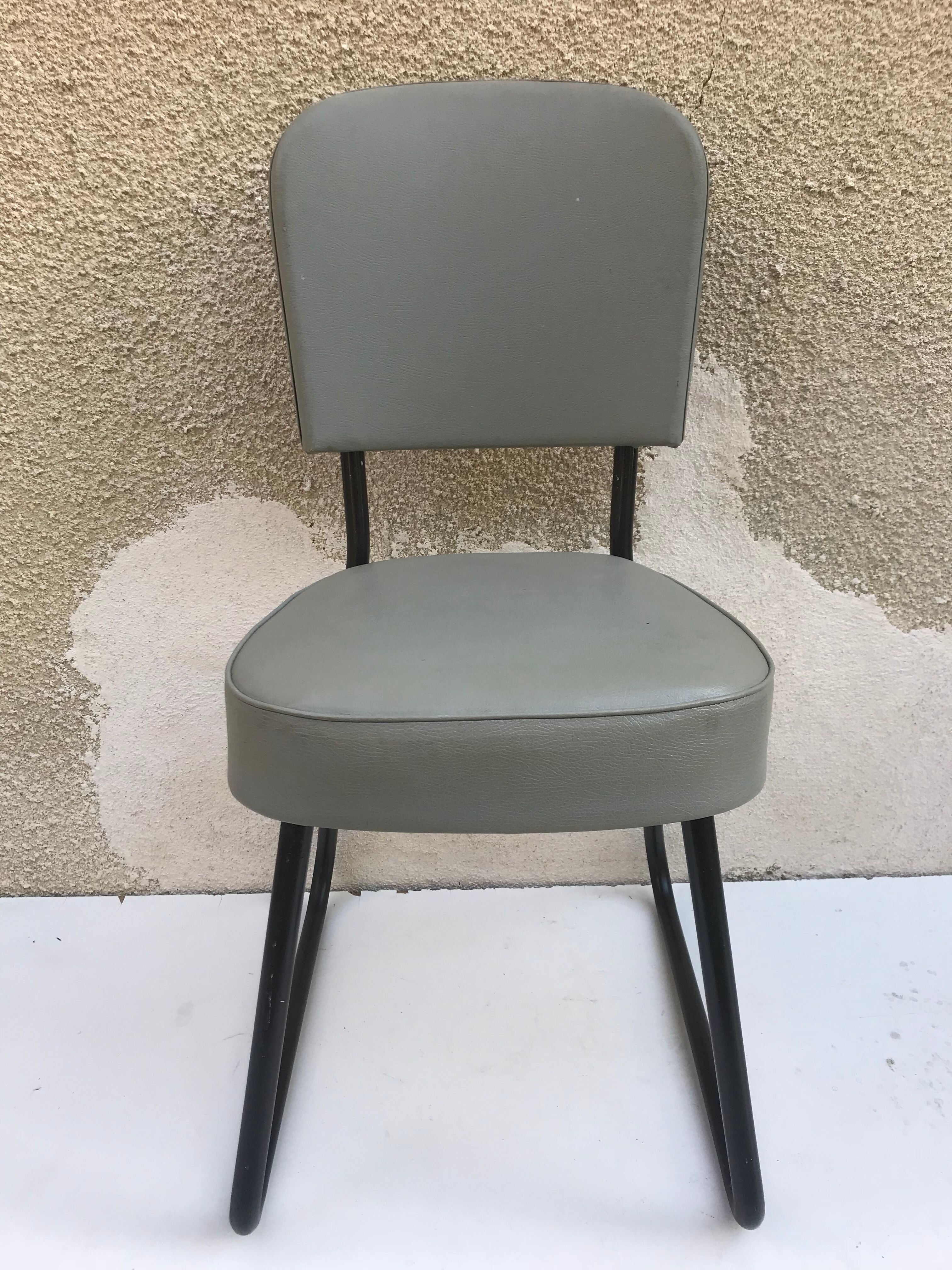 Chair old Roneo