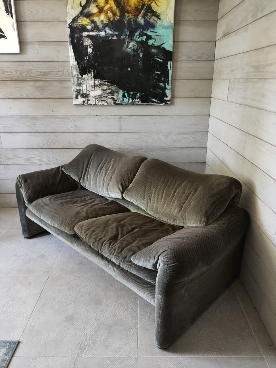Sofa by Vico Magistretti for Cassina model Maralunga