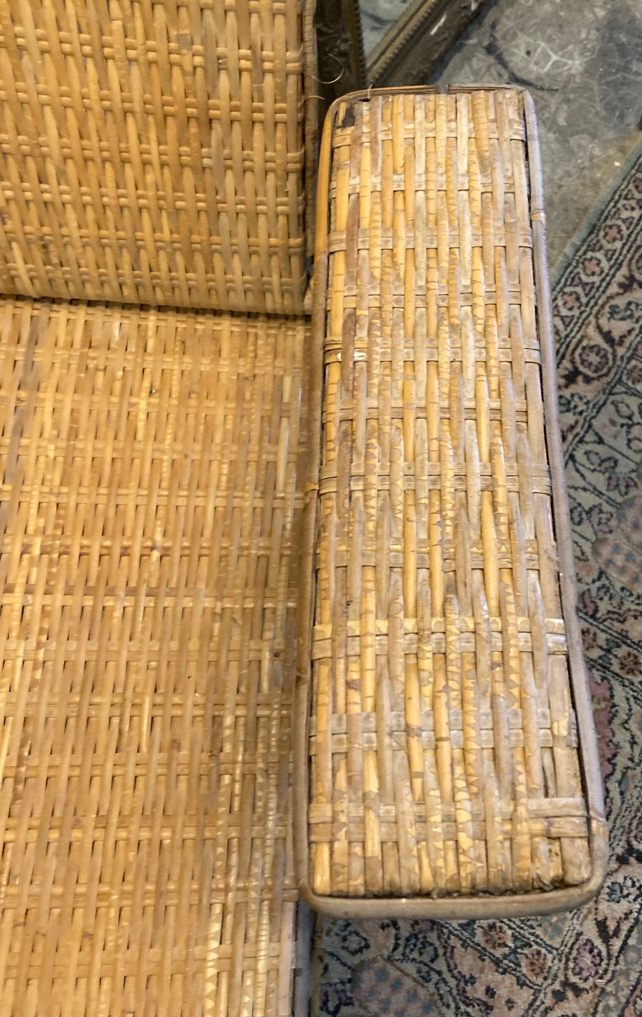 Rattan bamboo chaise longue 1920's