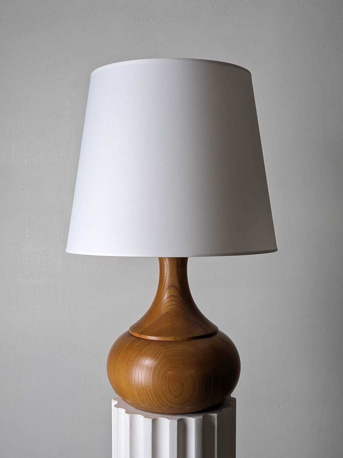 Solid elm lamp - 1970s