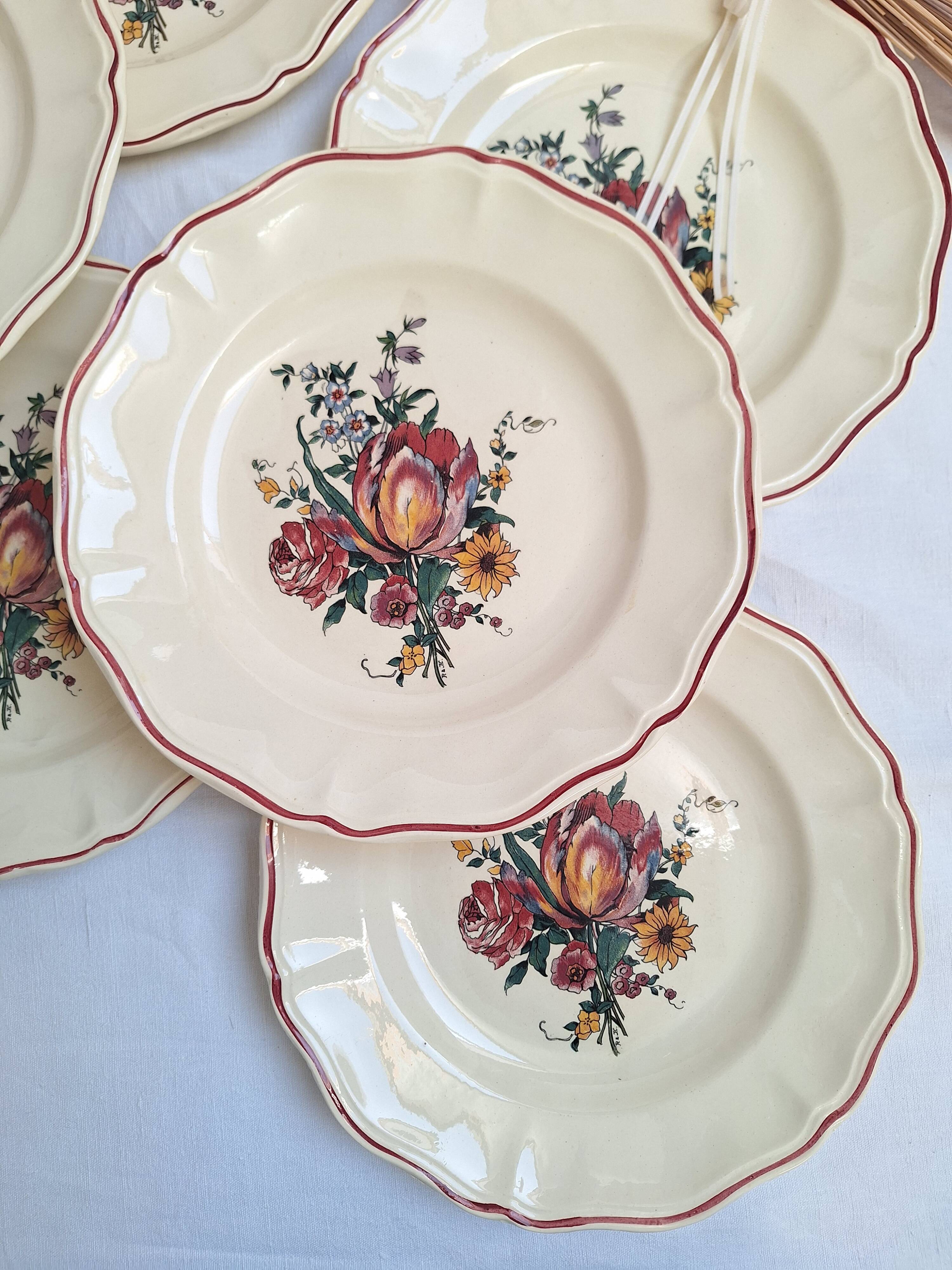 Assiettes plates Digoin Sarreguemines Modèle Lorraine