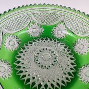 Saladier en cristal vert, première partie du XX ème siècle