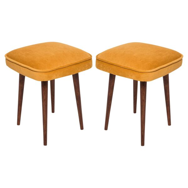 Ensemble de deux tabourets jaune moutarde, Europe, années 1960