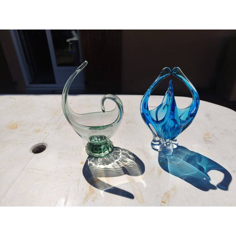 2 blue crystal and blown glass pocket vases