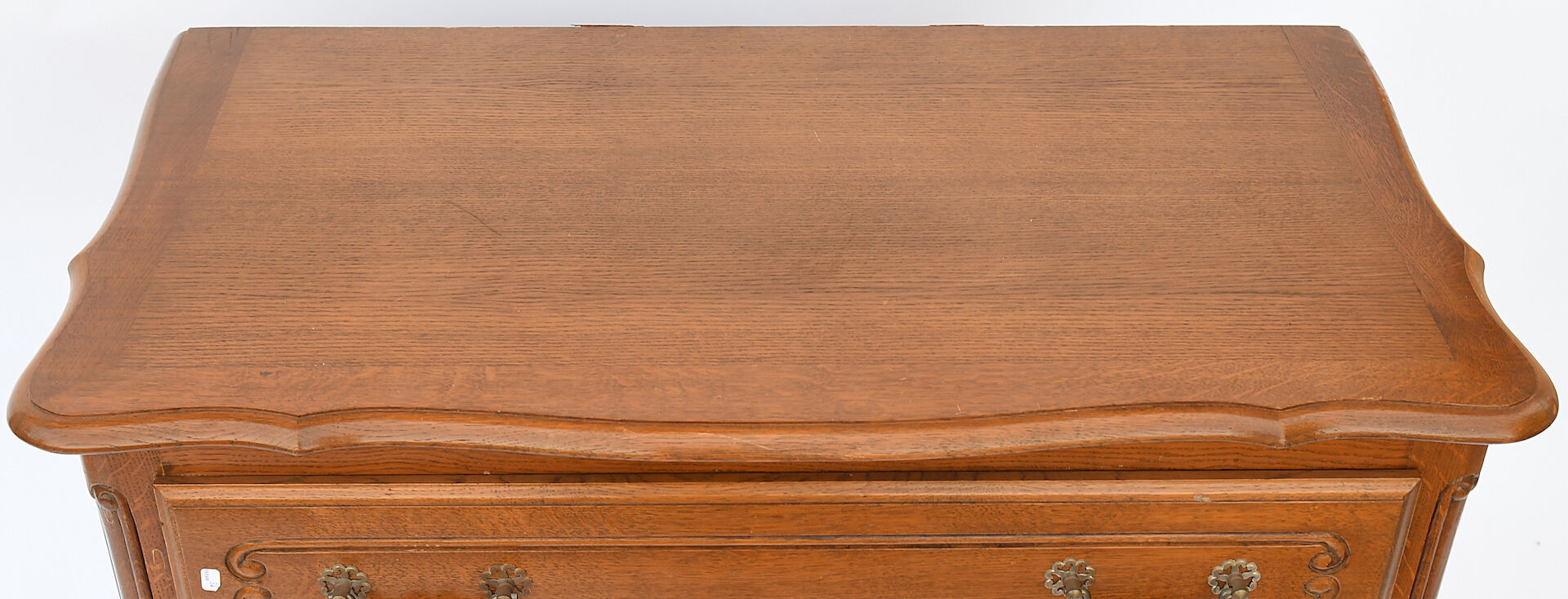 Oak chest of drawers