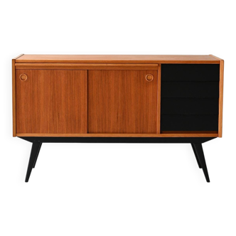 Buffet scandinave en teck avec détails noirs