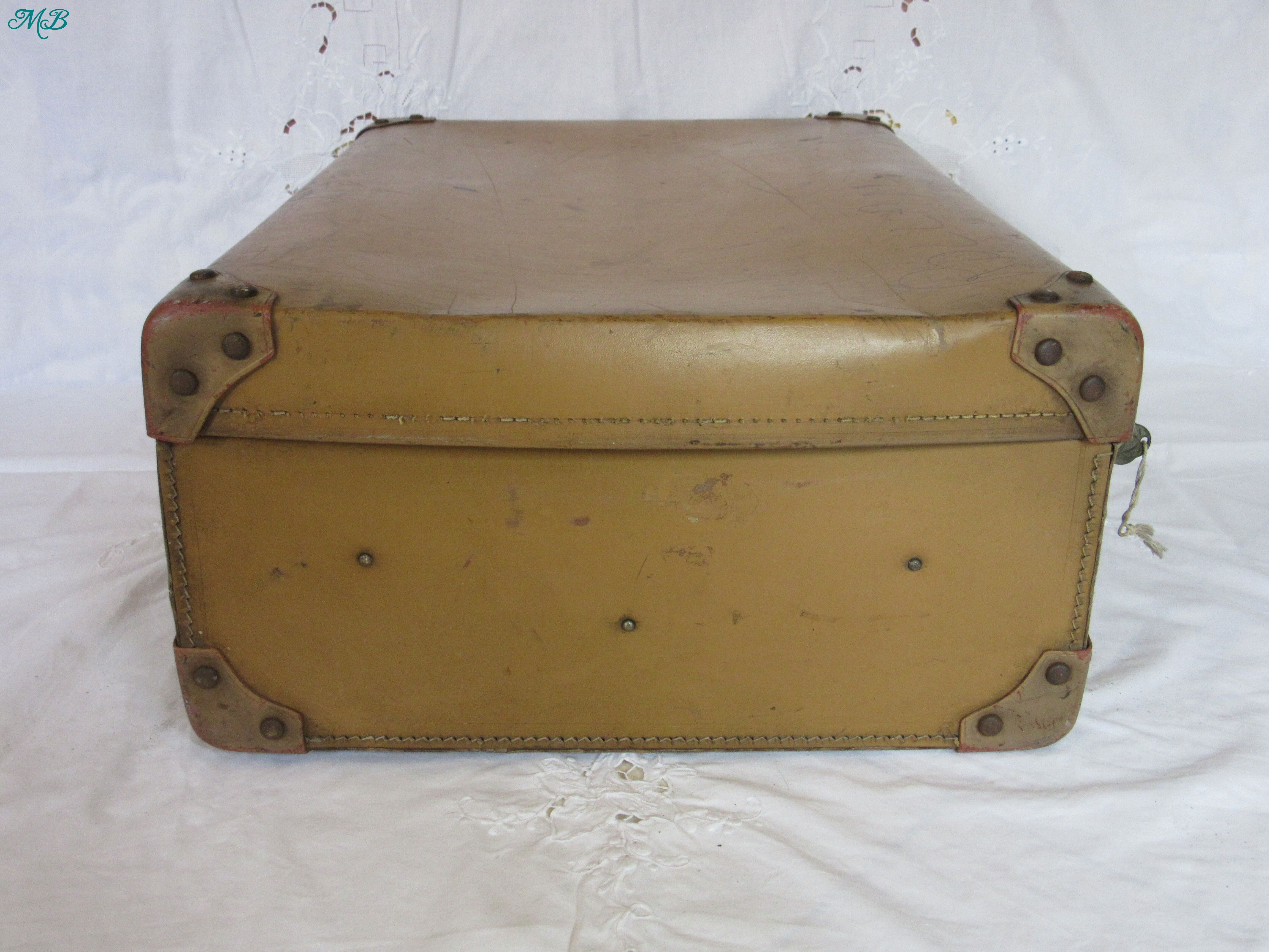 Valise ancienne
