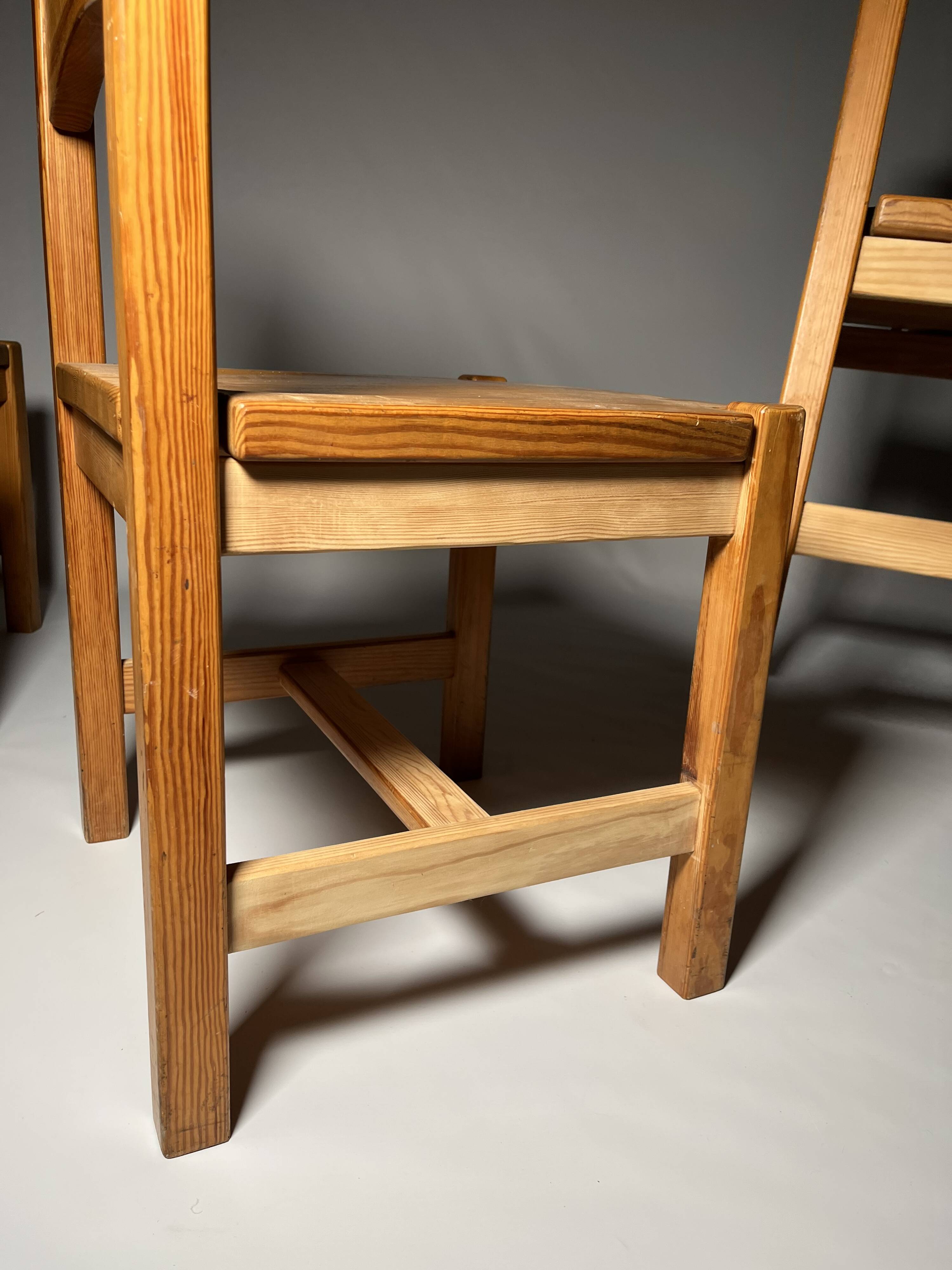 4 Chaises Ilmari Tapiovaara