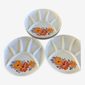 Vintage fondue plates