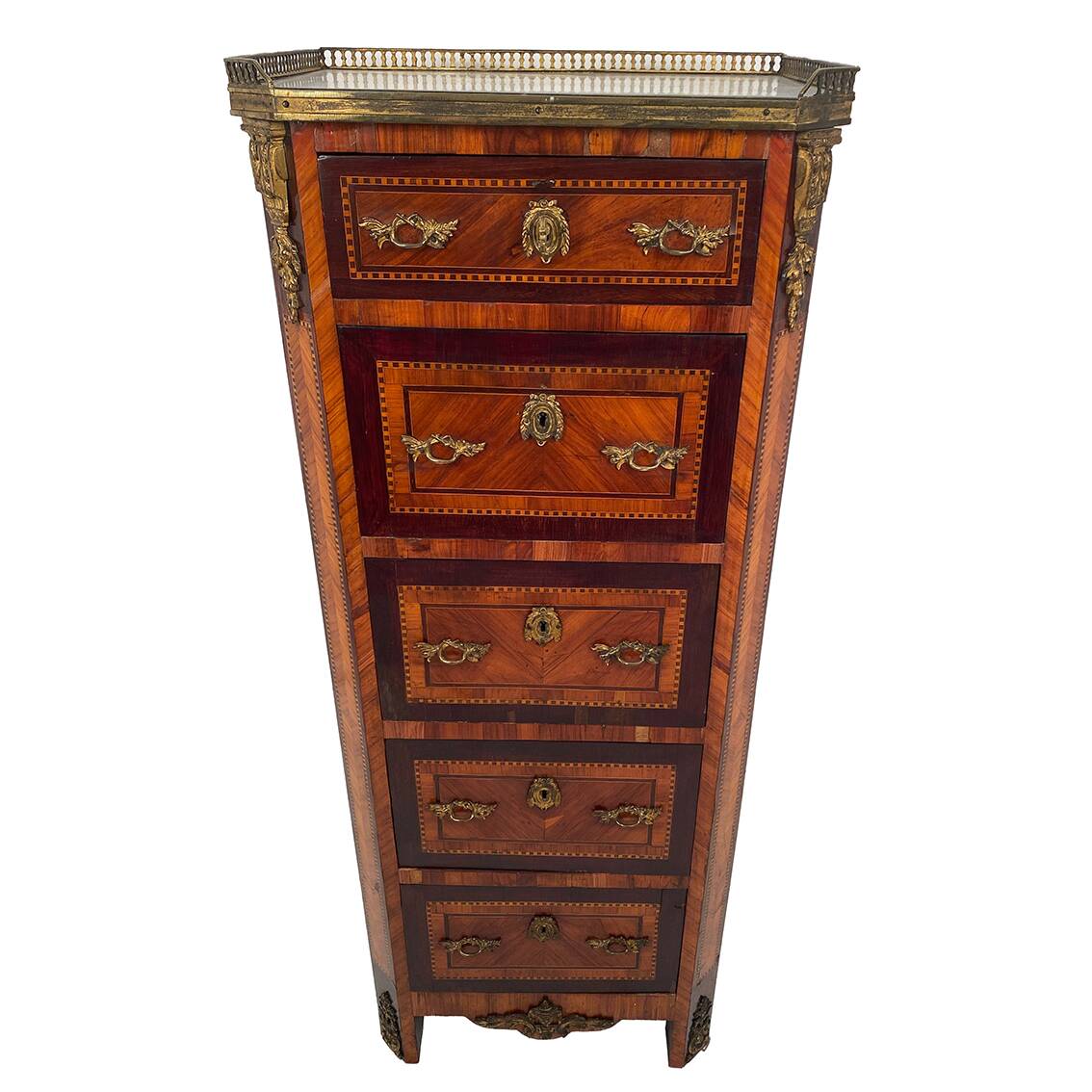 Elégant chiffonnier de style Louis XVI fin XIXe