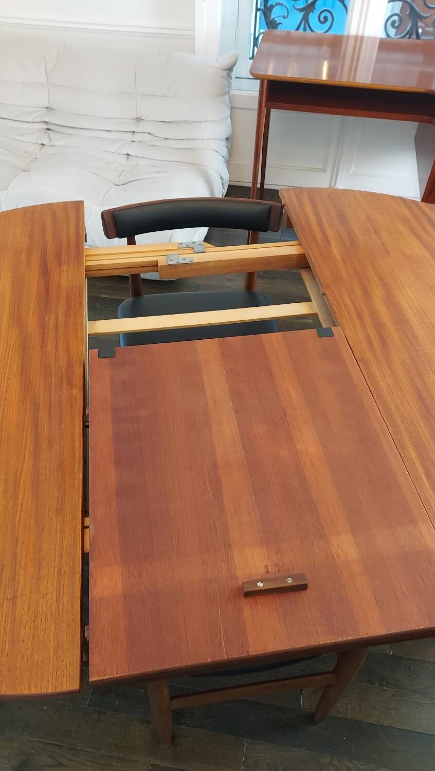 “Roundette” chair and extendable table set stamped Frem Røjle by designer Hans Olsen - 1962