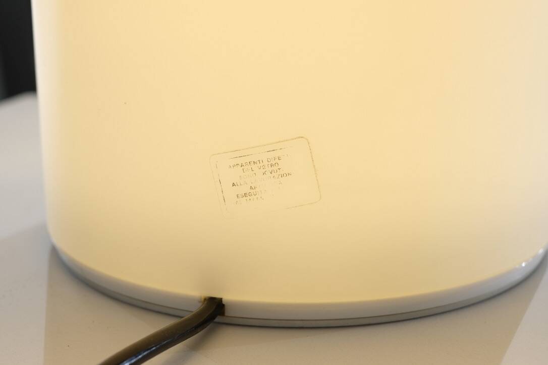 Lampe de table " Atollo " Vico Magistretti pour Oluce, Italie 1977s.