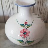 Ceramic vase decorating pink flowers