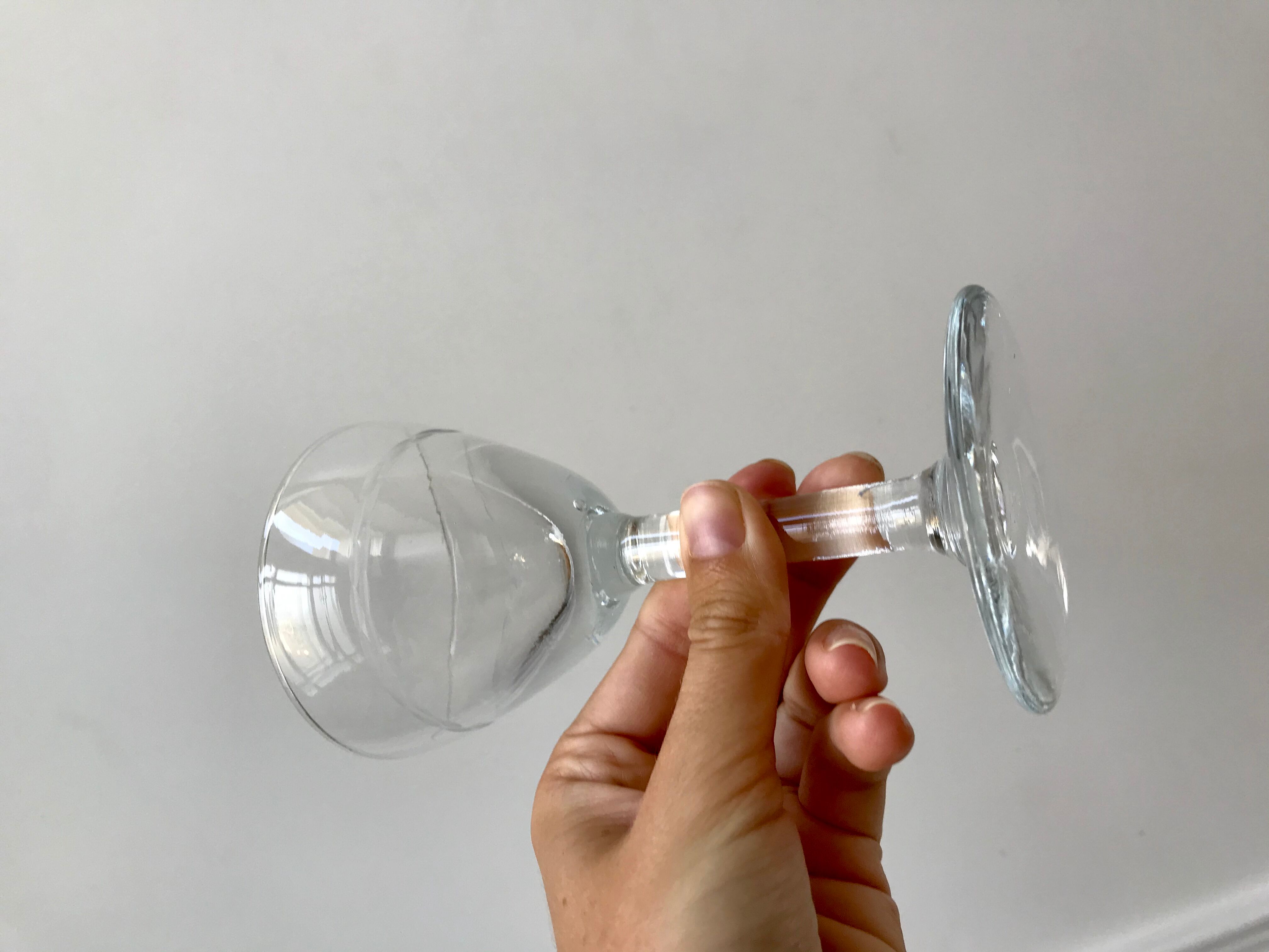 Set of 11 molded glass wine glasses engraved 20s