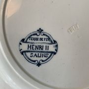 Lot of 12 old flat plates and 2 dishes, Terre de fer Henri II Salins