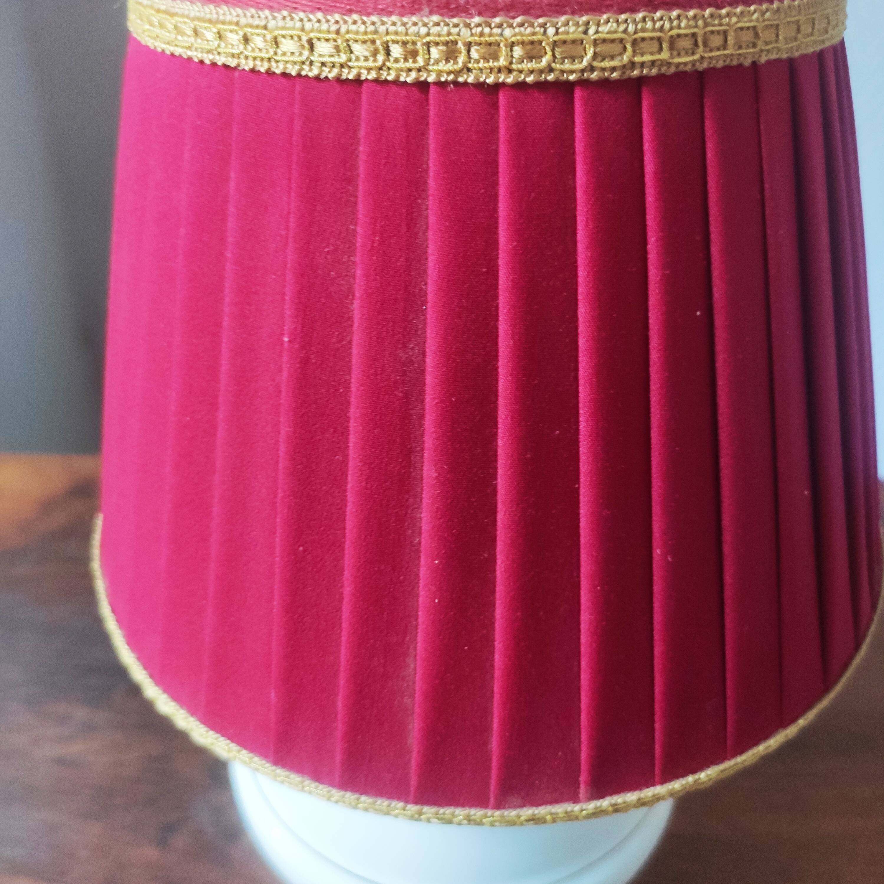 Vintage ceramic ball lamp