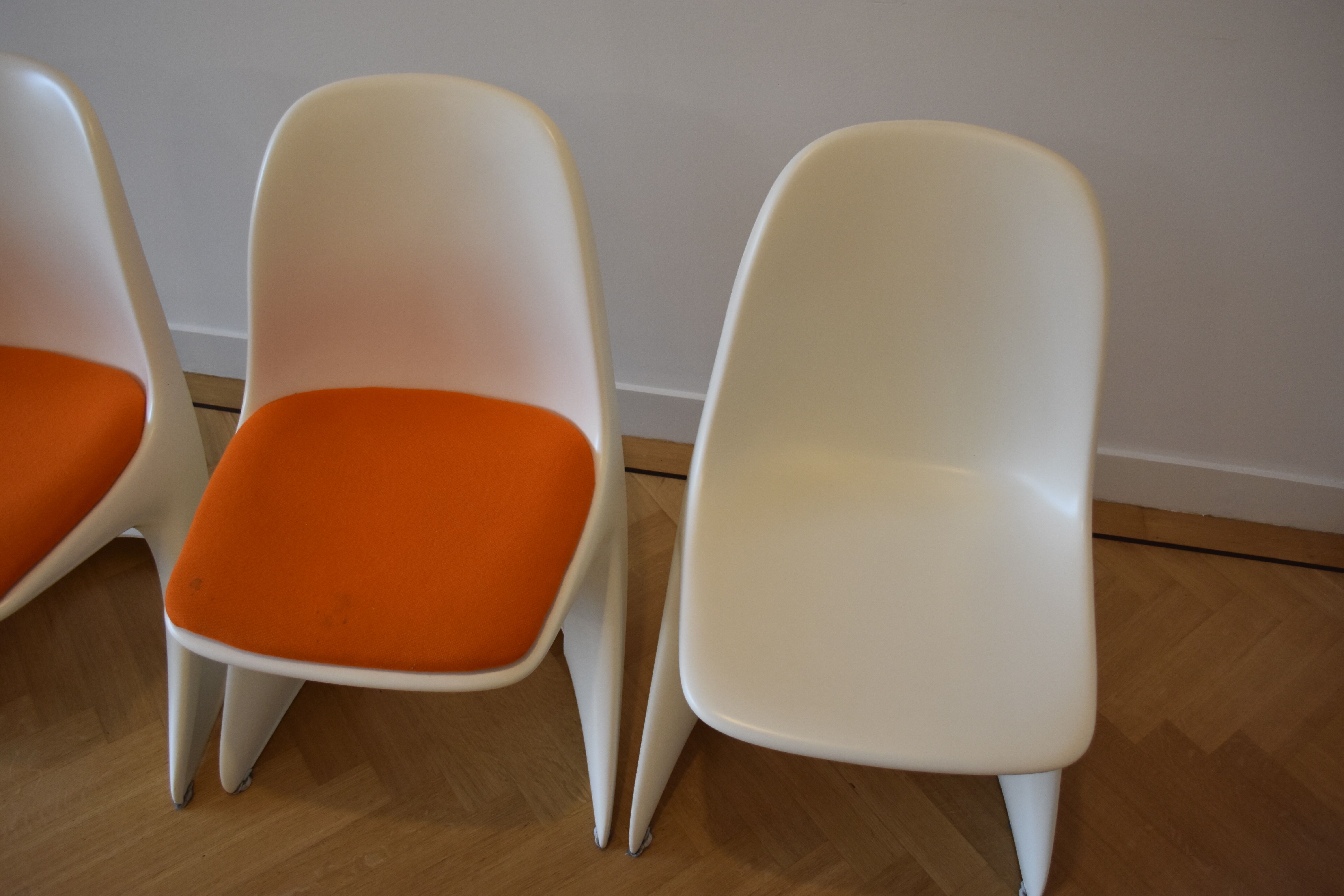 Casalino dinning table and 4 stackable chairs by Alexander Begge for Casala, 1970