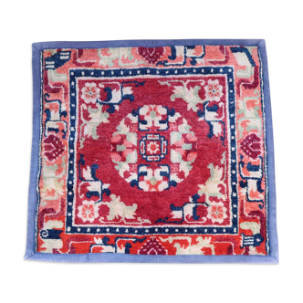 Tapis chinois 1900 68 X 63 cm