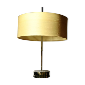 Lampe de table moderniste