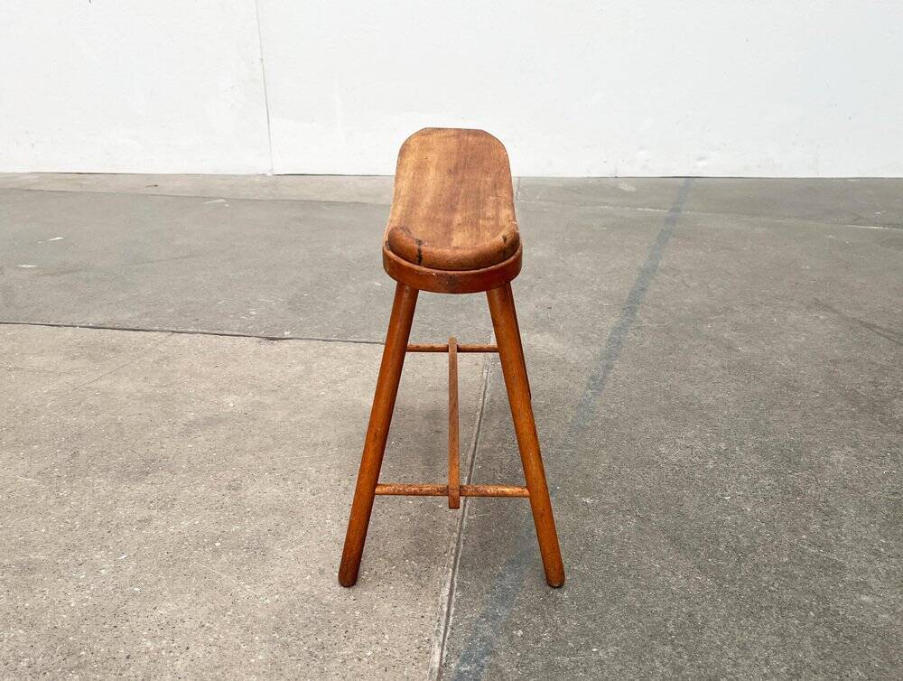Vintage wooden shoe rack with grease, mid-century, 1950s.