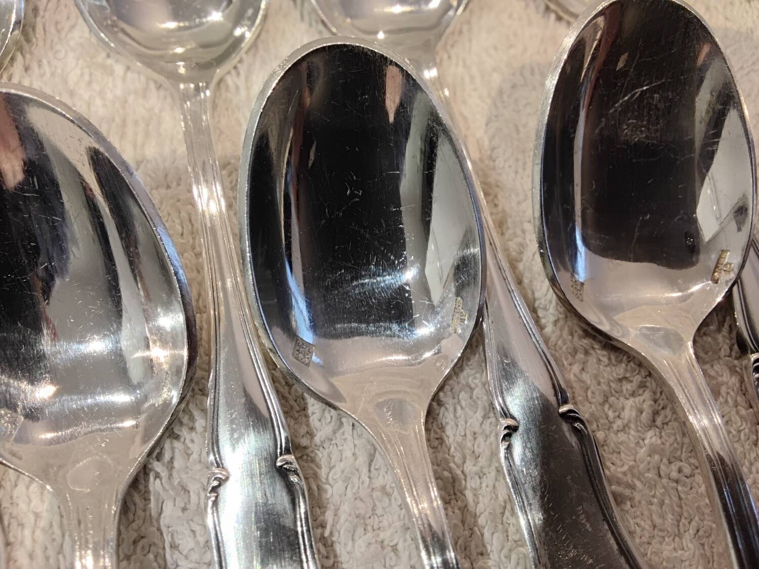 12 silver-plated metal mocha spoons, Ercuis Valencay silversmith, 10cm