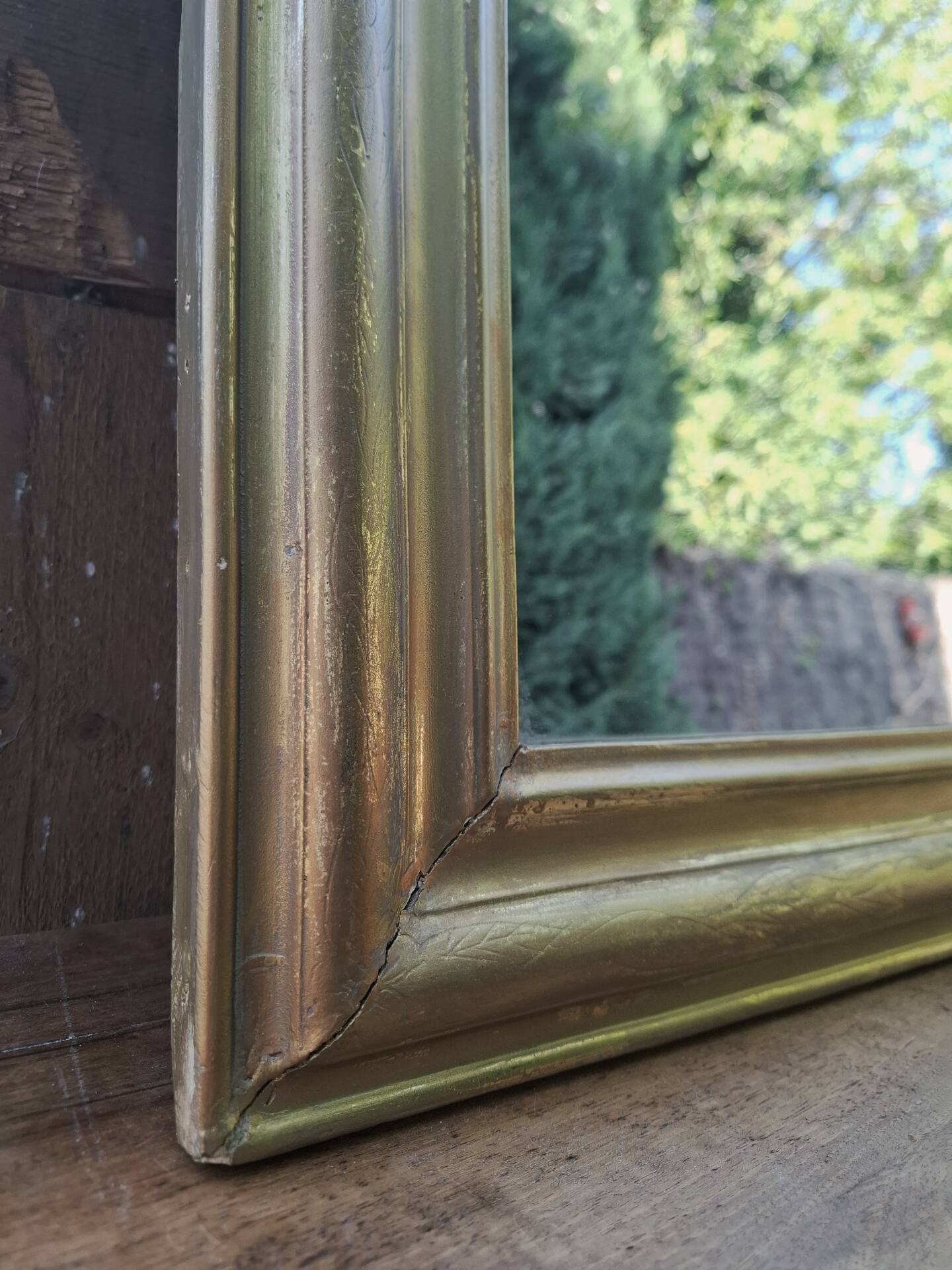 Golden mirror