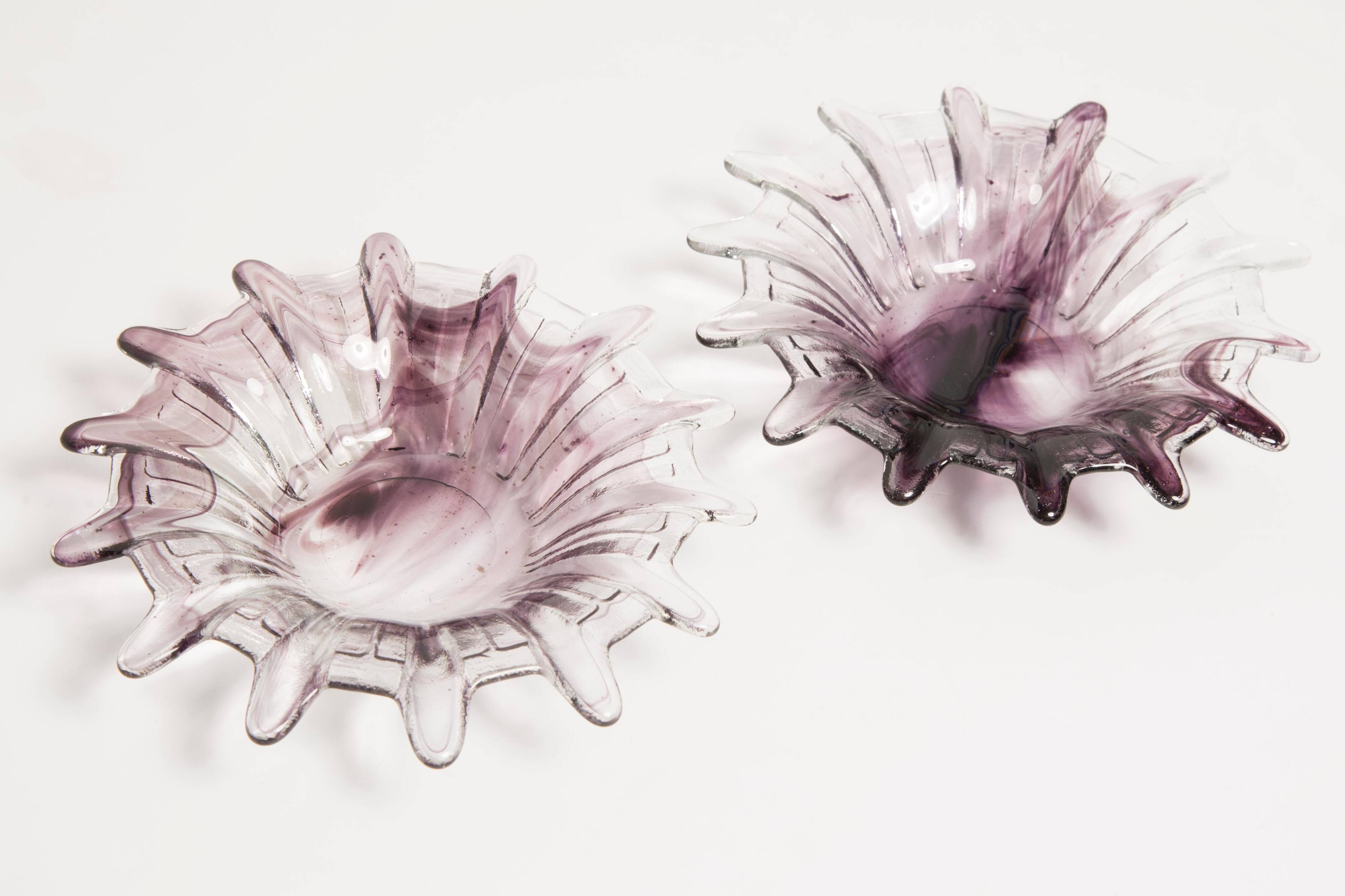 Pair of decorative plates/glasses in light purple vintage glass, Italy, 1960s