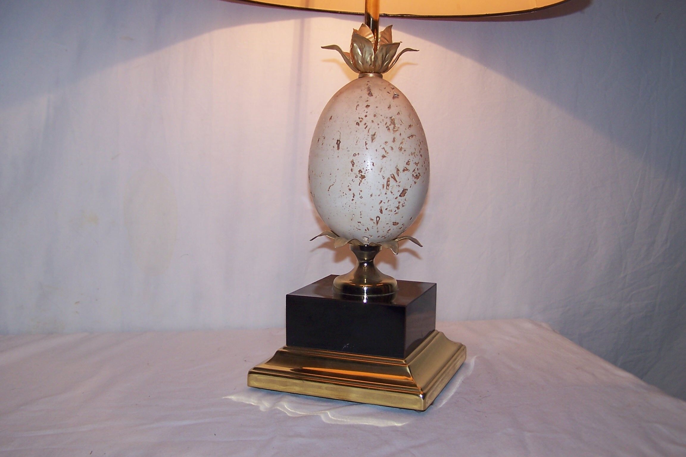 Marble ostrich egg lamp - 70s