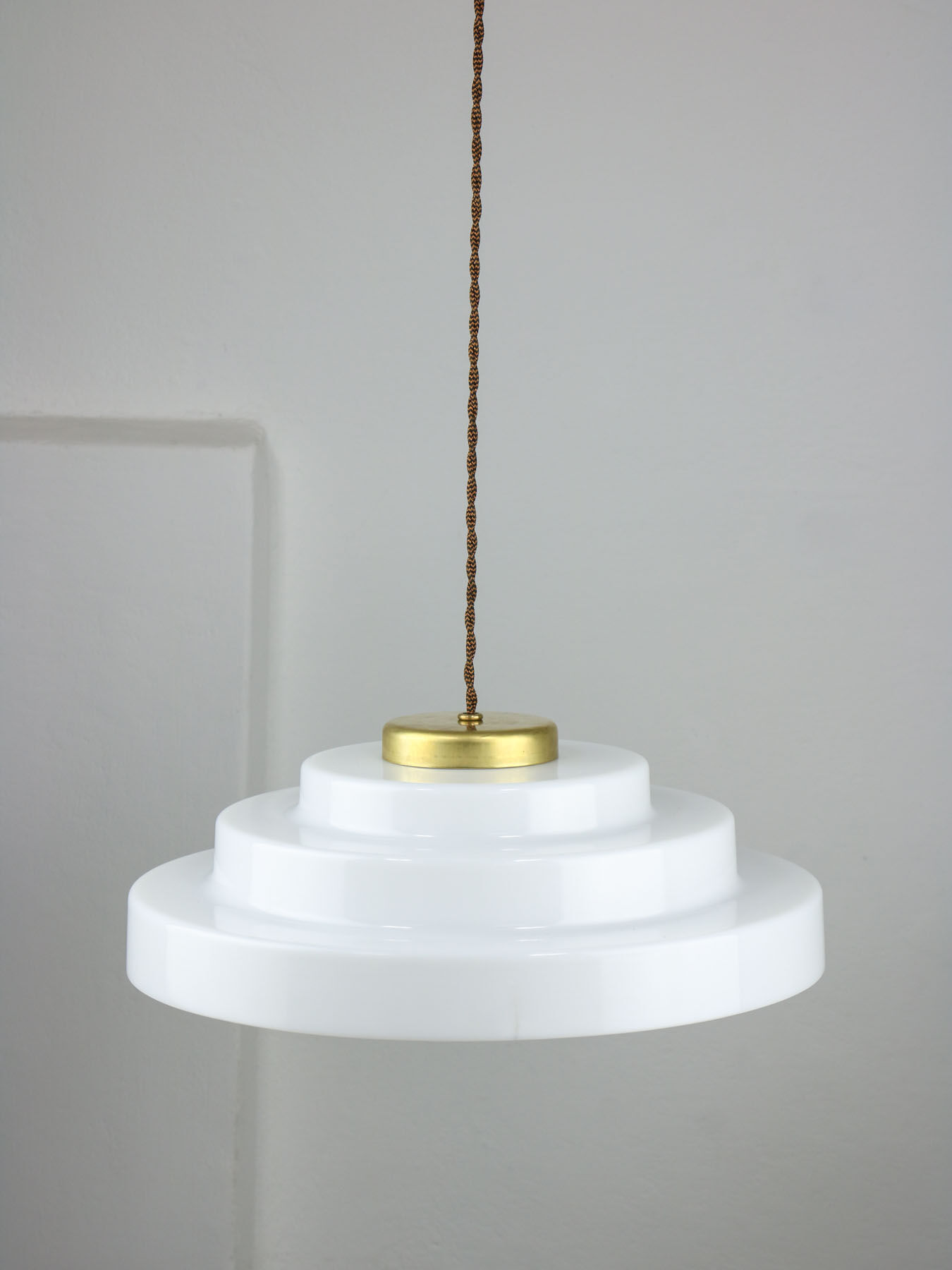 Mid-century cascade brass and plexiglass pendant lamp
