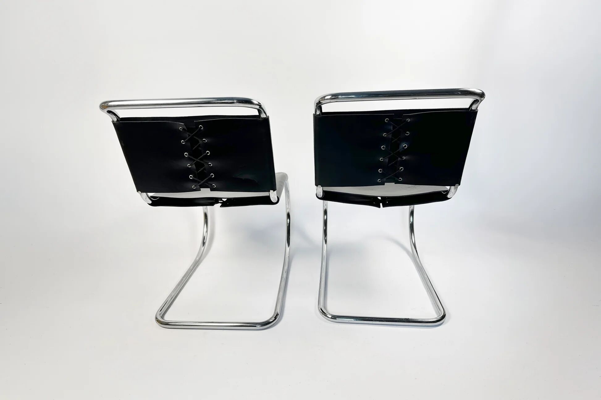 Pair of MR10 lounge chairs — Ludwig Mies van der Rohe, attributed to Knoll, circa 1970