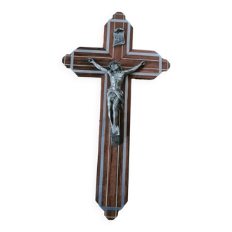 Ancien crucifix en nacre