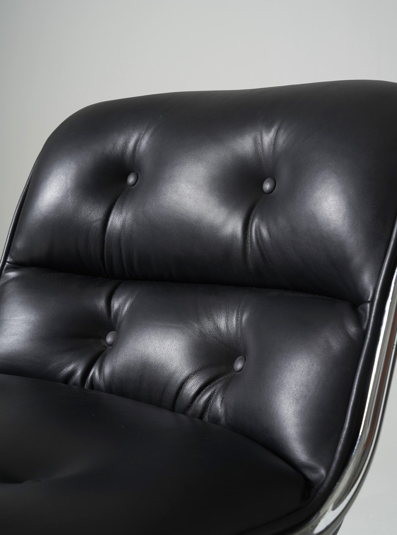 Charles Pollock office chair, Edition Knoll International