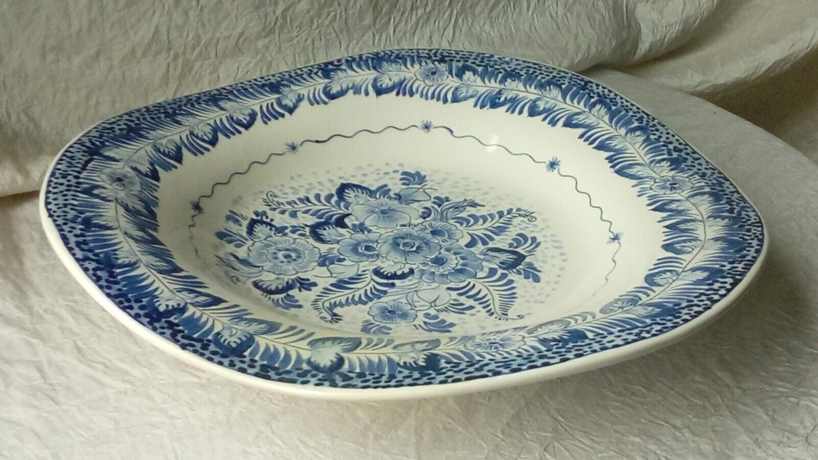 Plat en faience modele ondule de delft blauw hollande