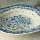 Wavy model faience dish from delft blauw holland