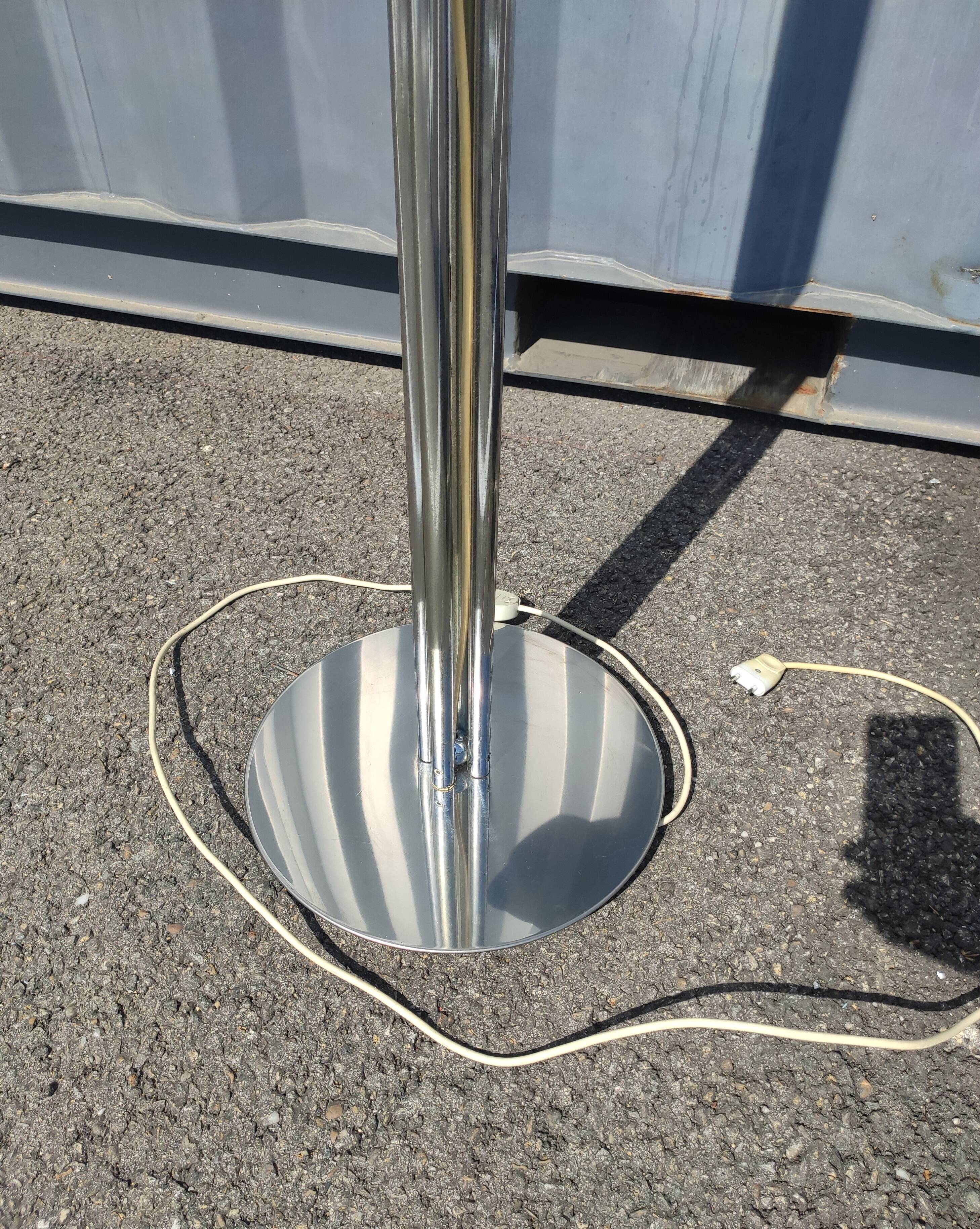 Floor lamp Guzzini "Quadrifoglio" Gae Aulenti circa 1970