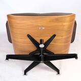 Charles Eames Lounge Chair In Brown Leather And Light Walnut