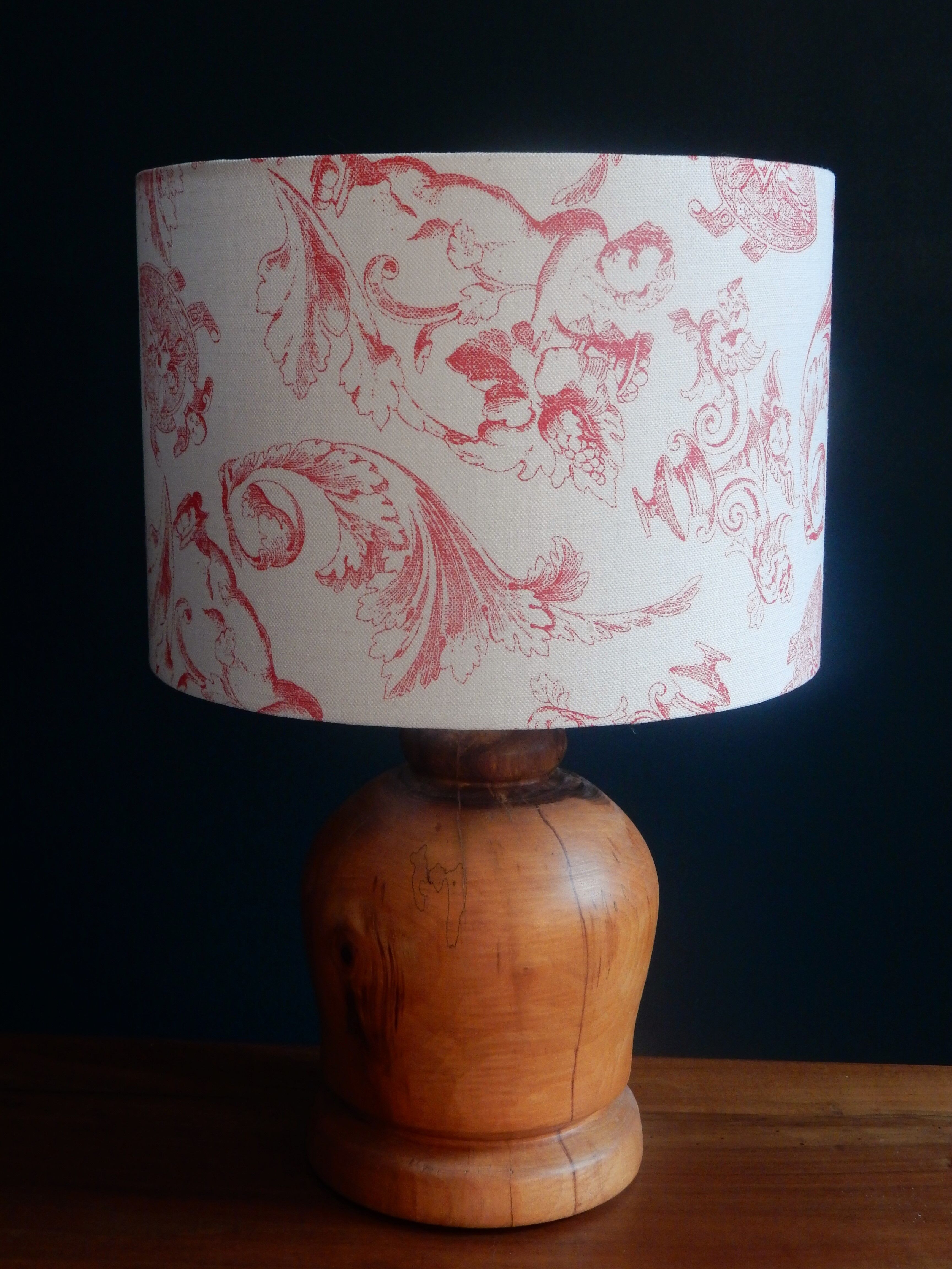 Abat-jour rond toile de jouy rouge et blanche