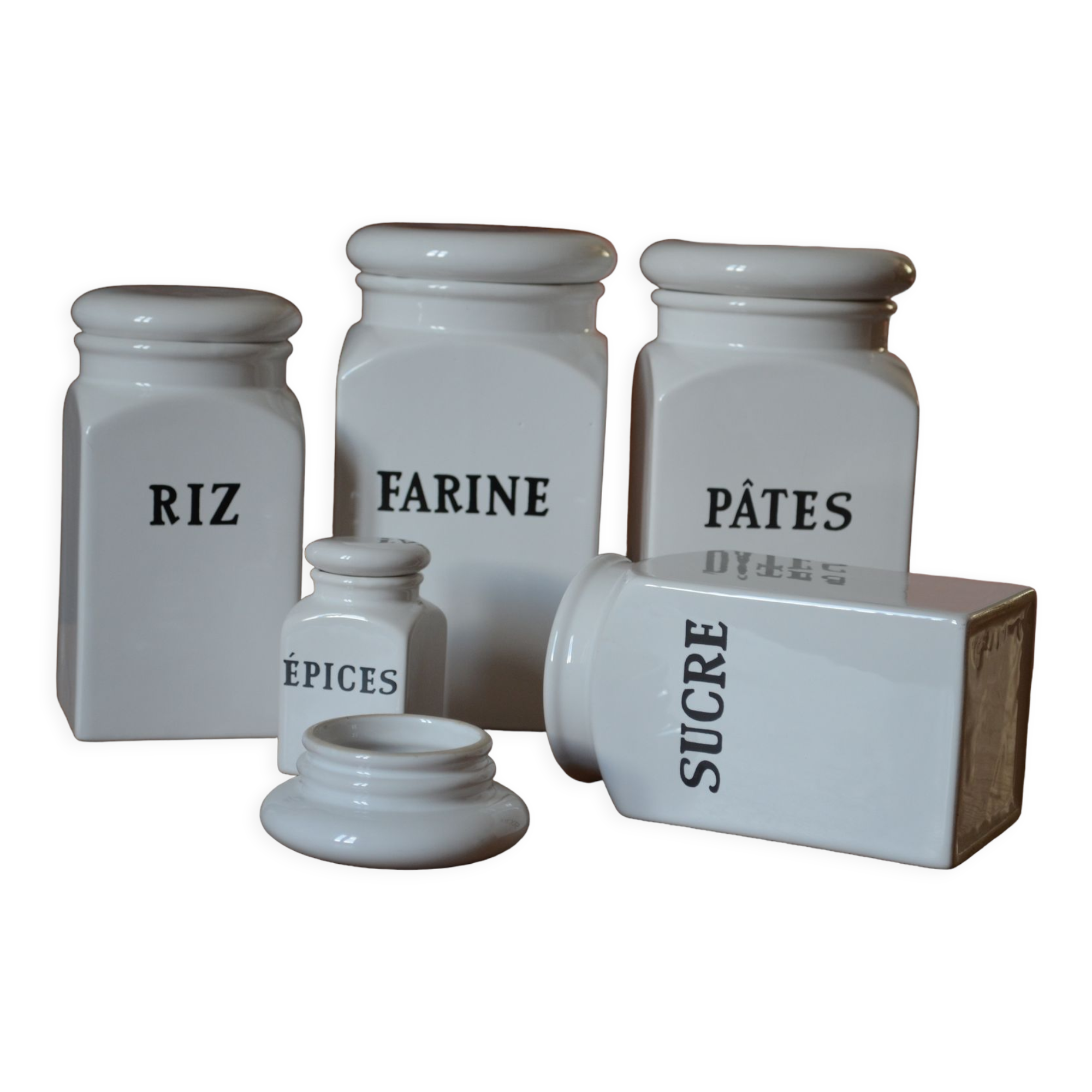 Set of kitchen jars