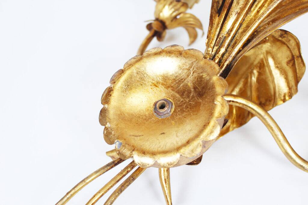 Single large 1960s Italian gilt 'Callas' leaf sconce by Hans Kögl