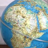 Globe terrestre lumineux vintage