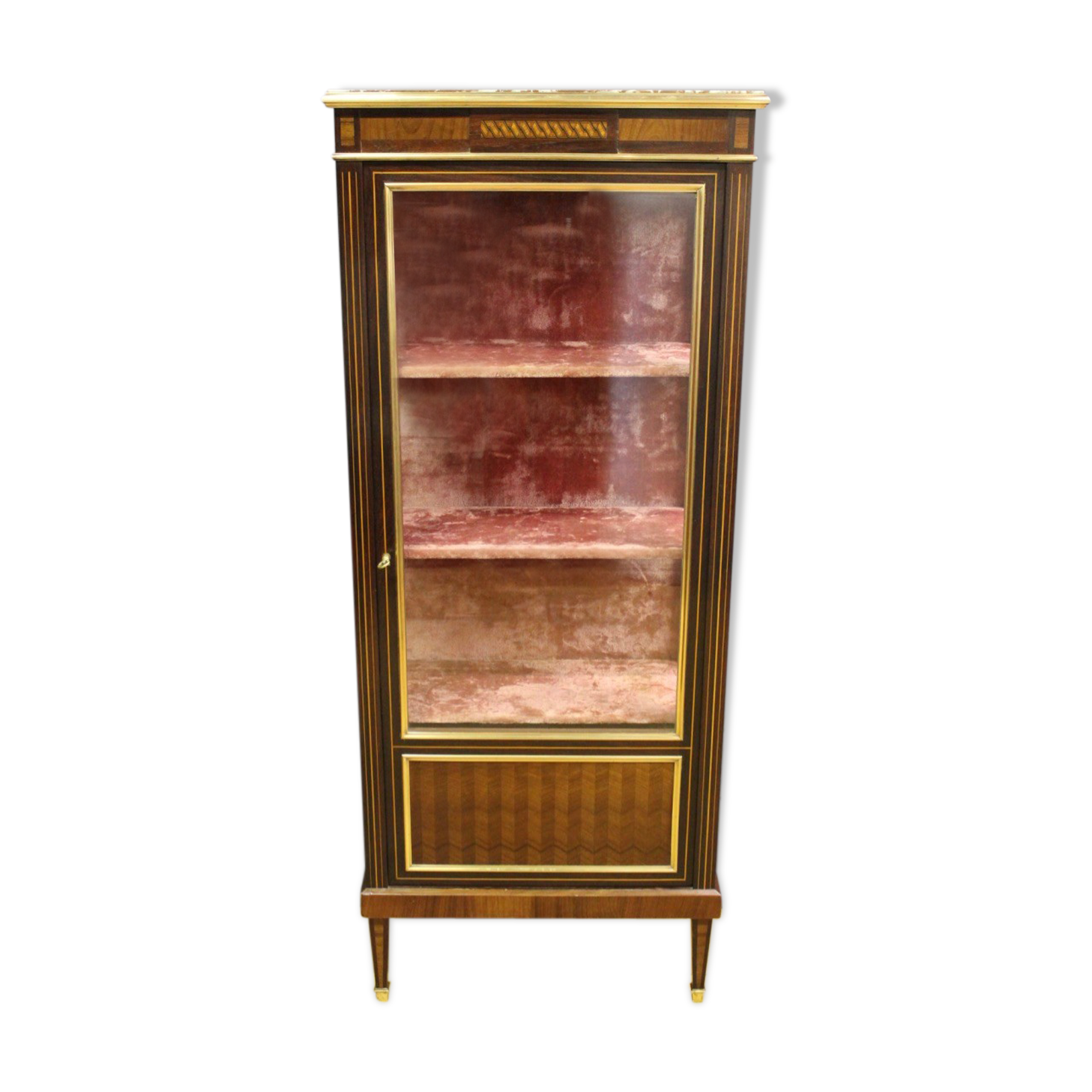 Louis XVI style showcase in marquetrics