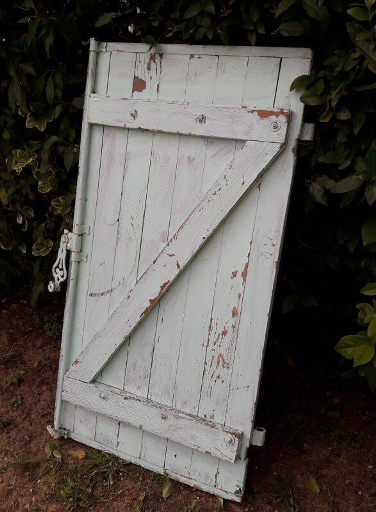 Volet ancien en bois