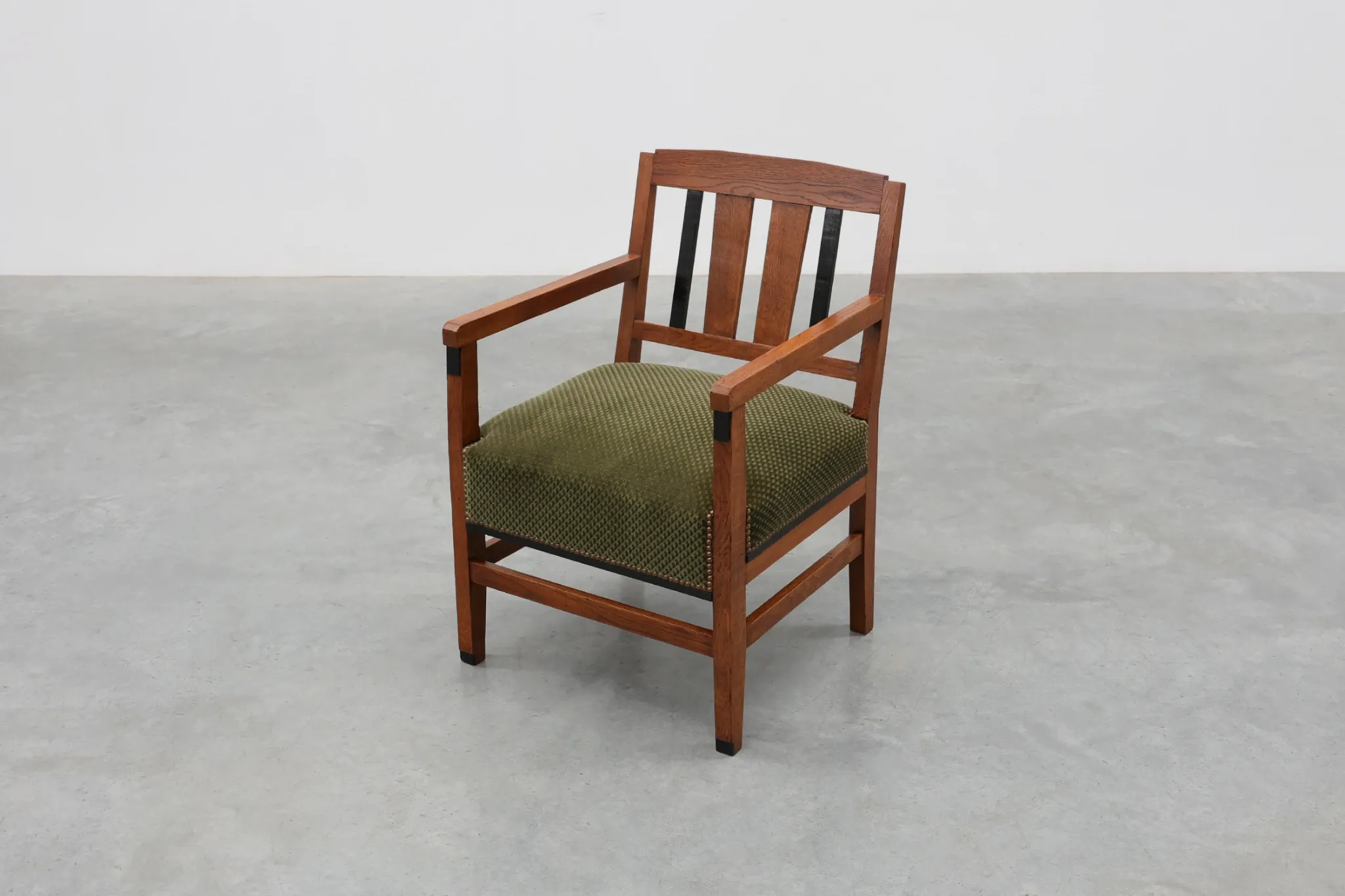 Amsterdamse School Oak Armchair with Green Velvet Seat, Netherlands, 1920s